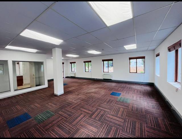 206M² OFFICE TO LET IN VORNA VALLEY